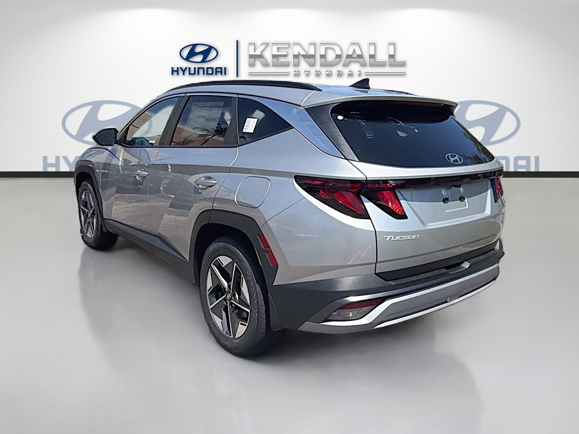 New 2026 Shimmering Silver Hyundai SEL FWD image 29