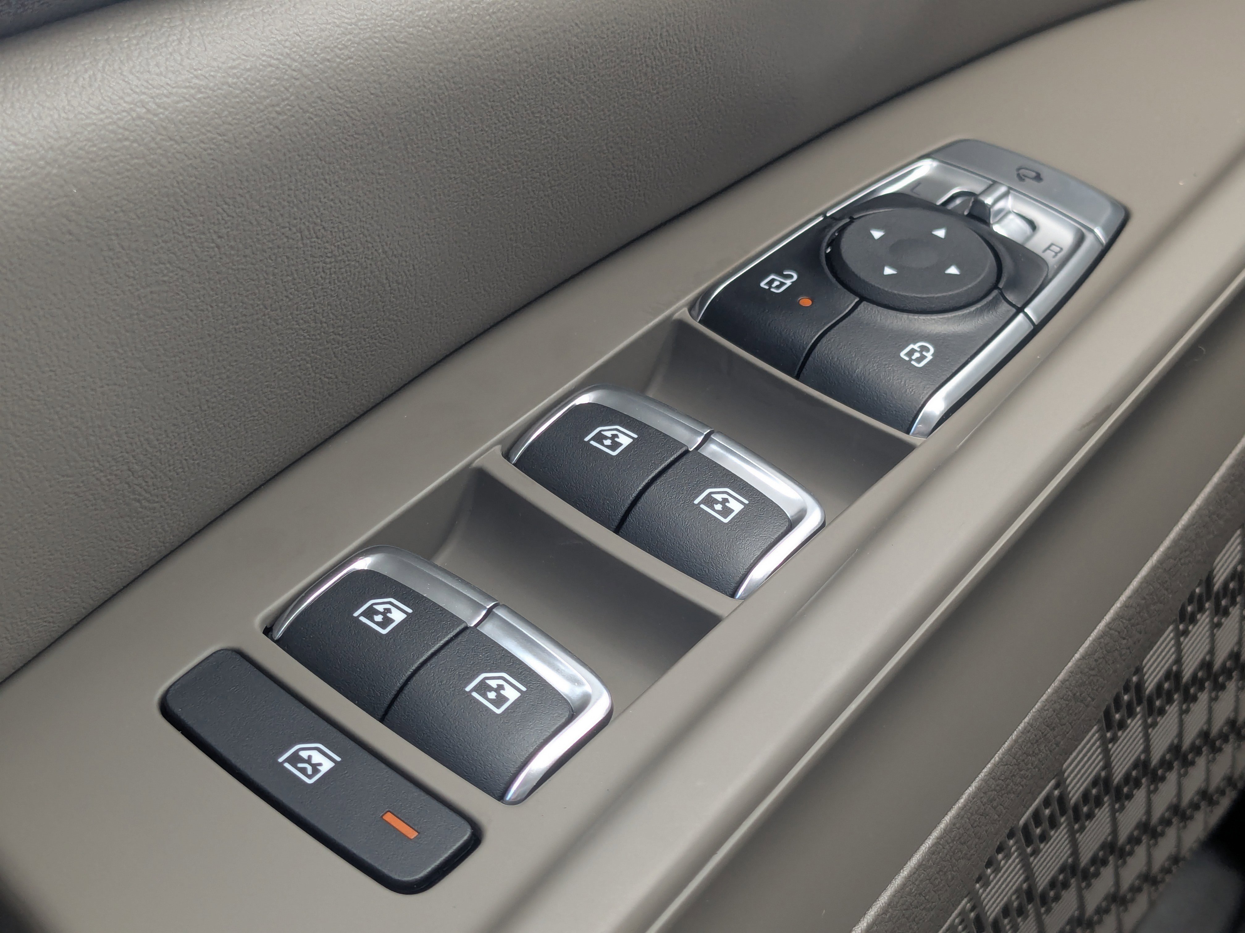 New 2026 Deep Chroma Blue Kia EX image 42