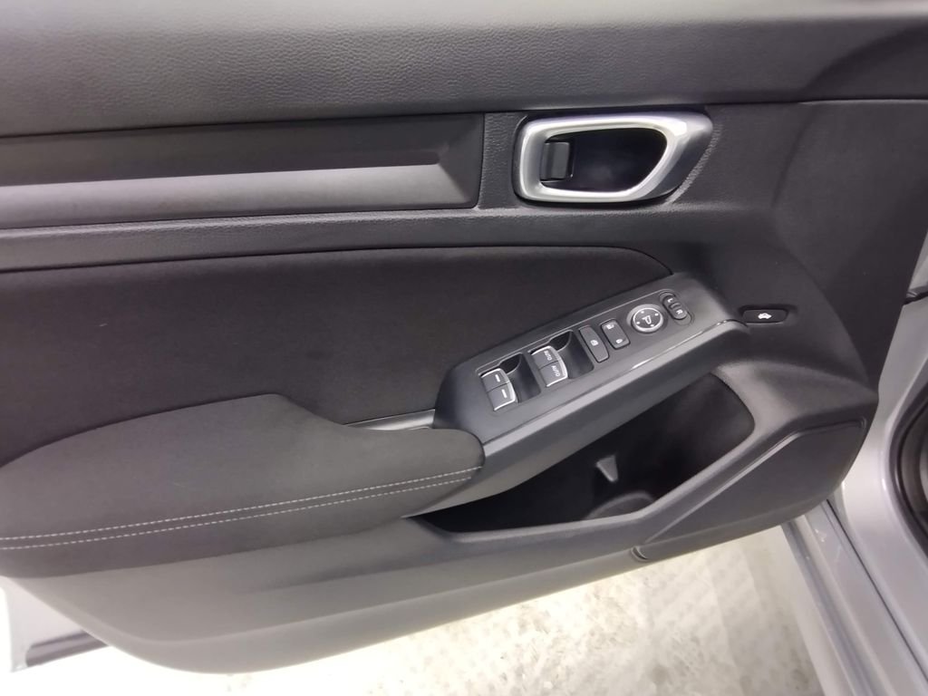 Used 2024 Silver Honda LX image 17