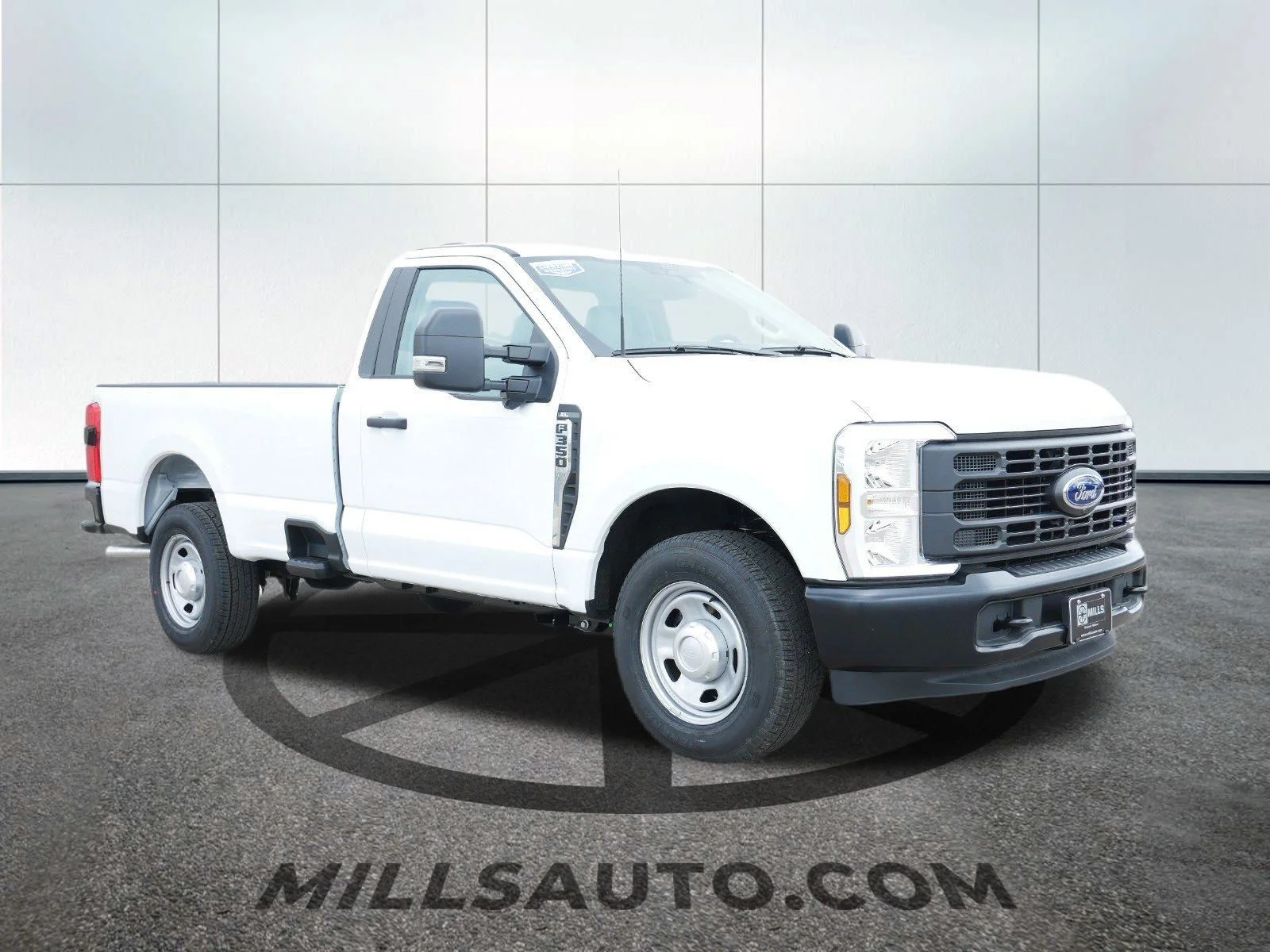 New 2024 Oxford White Ford F-350® XL image 3