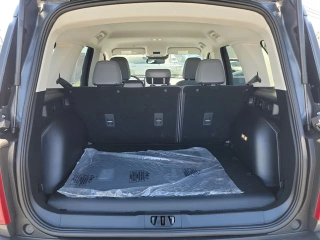 Used 2025 Carbonized Gray Metallic Ford Badlands image 10