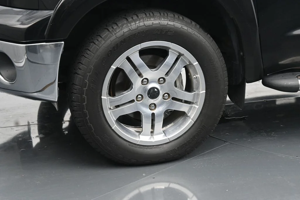 Used 2010 Black Toyota Grade image 12