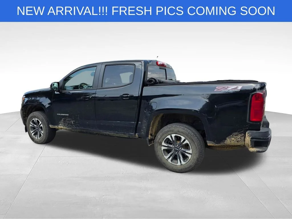 Used 2021 BLACK Chevrolet 4WD Z71 image 4