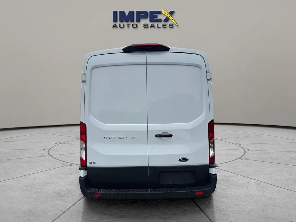 Used 2023 White Ford Base image 4