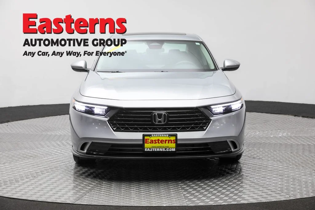 Used 2024 Gray Honda EX image 2