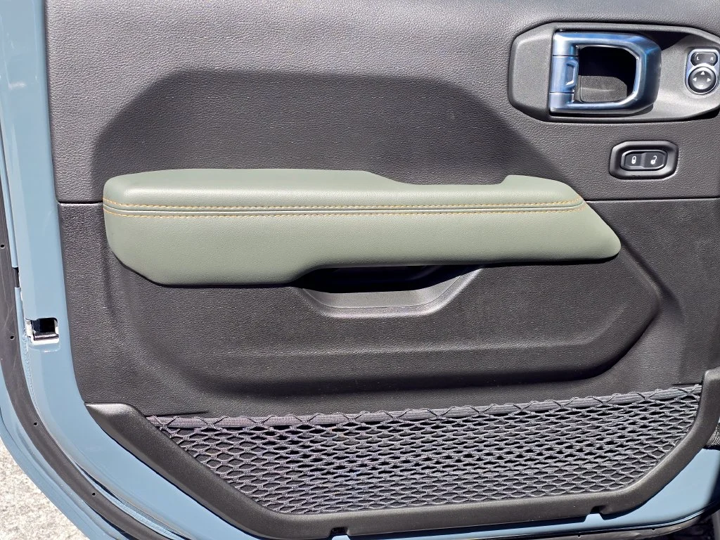 New 2026 Gray Jeep Mojave X image 36