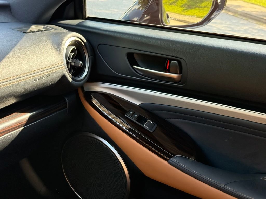 Used 2023 Black Lexus 350 image 36