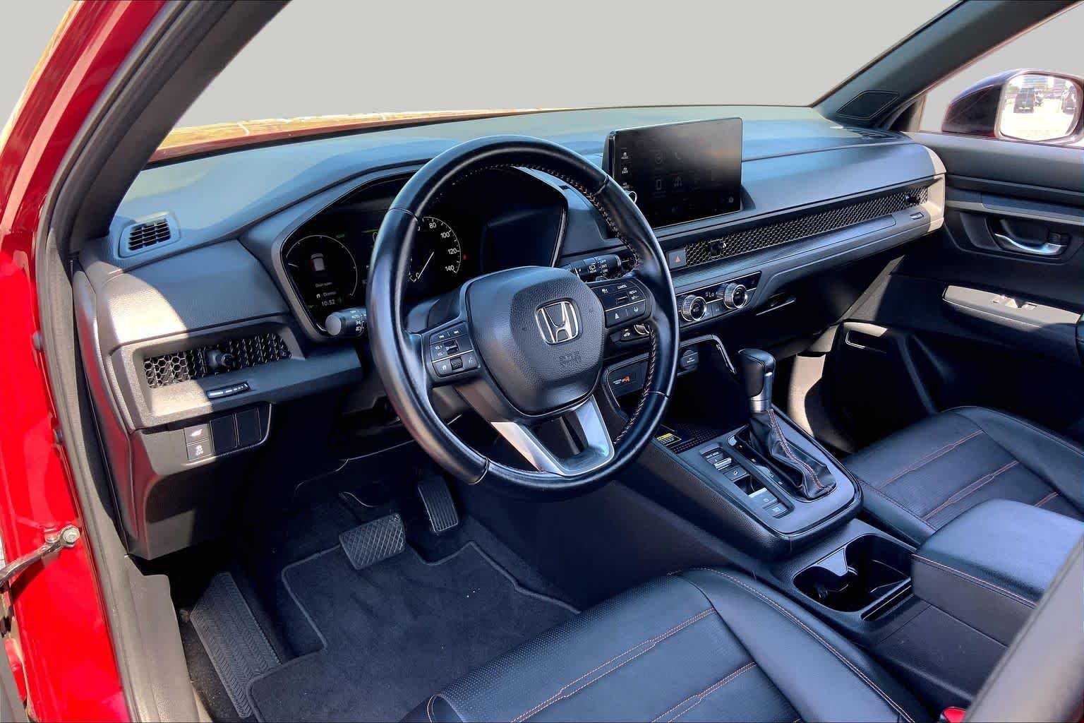 Used 2025 Radiant Red Metallic Honda Sport-L image 17