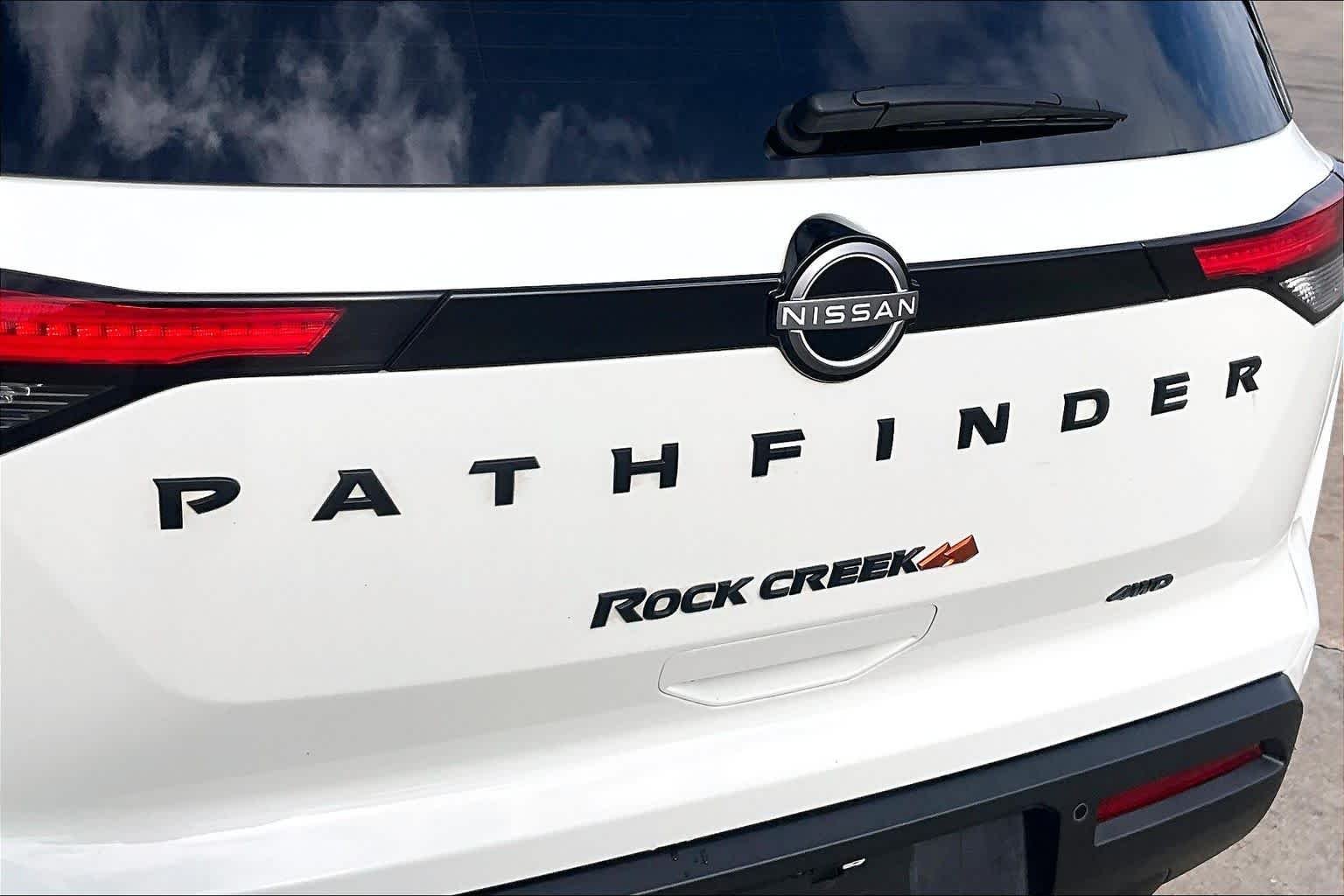 Used 2024 Glacier White Nissan Rock Creek image 29