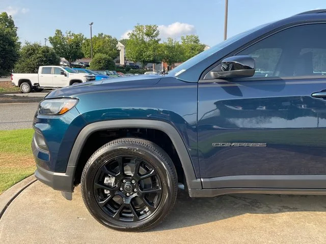 New 2026 Fathom Blue Pearl Coat Jeep Latitude image 11