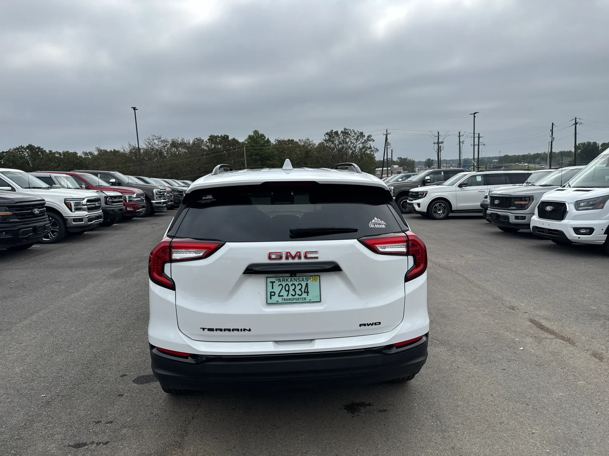 Used 2024 Summit White GMC SLT image 7