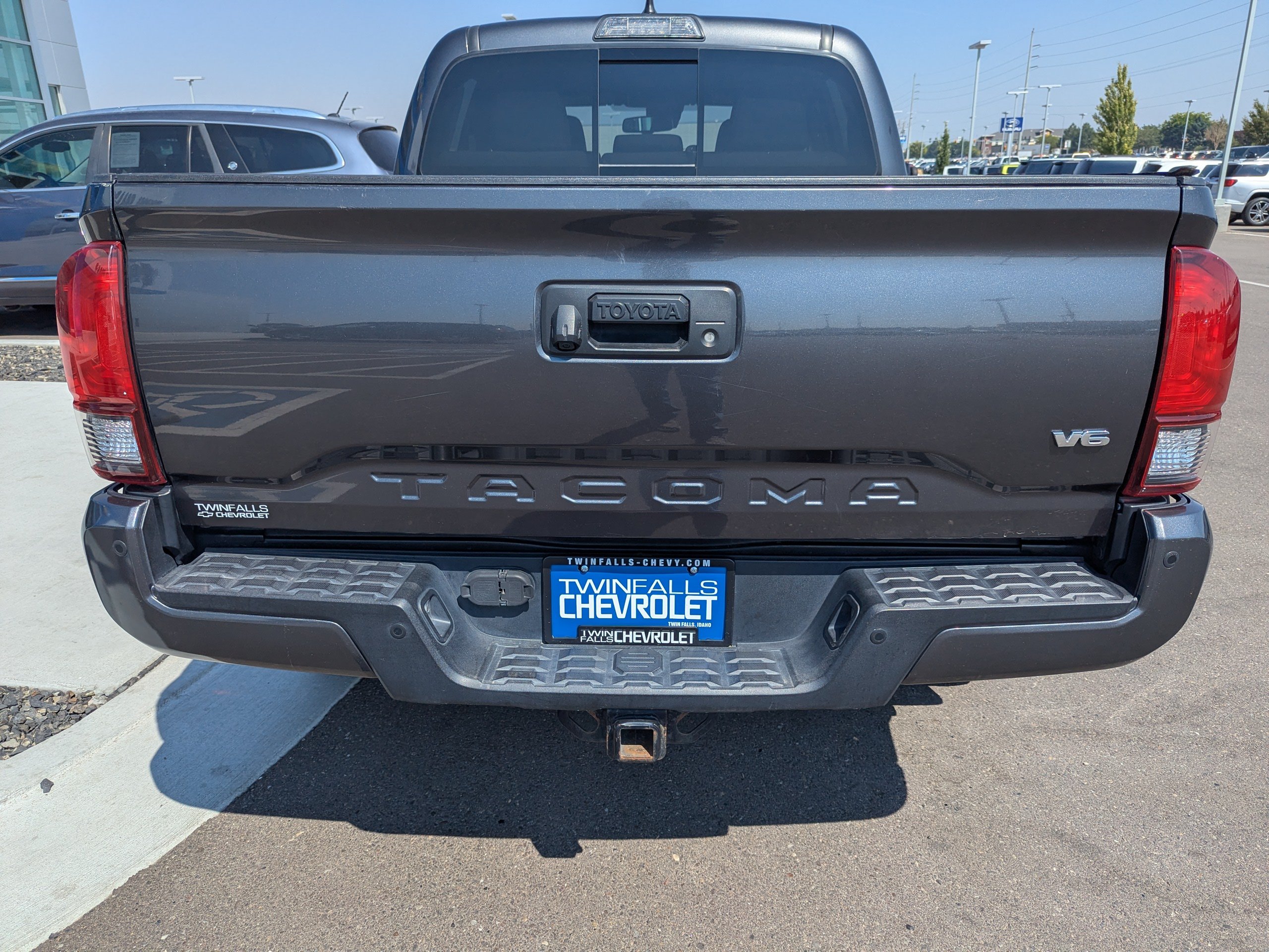 Used 2018  Toyota SR image 29