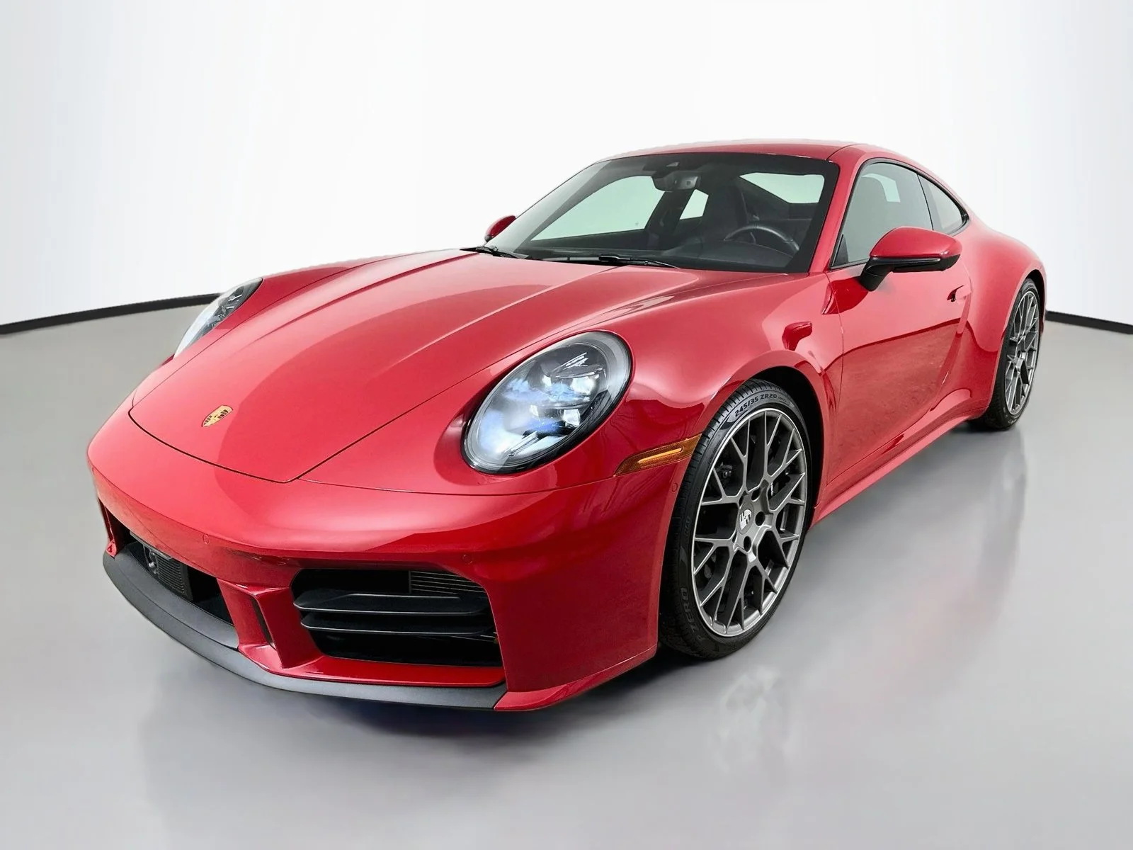 Used 2025 Red Porsche  image 1