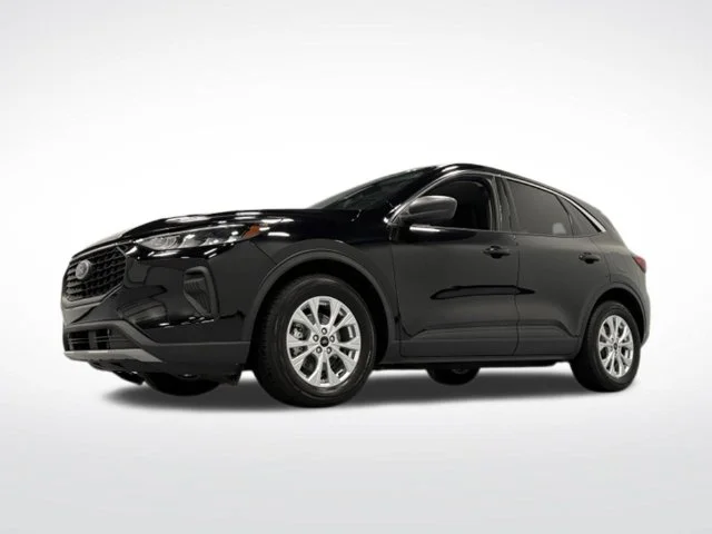 Used 2023 Black Ford Active image 5