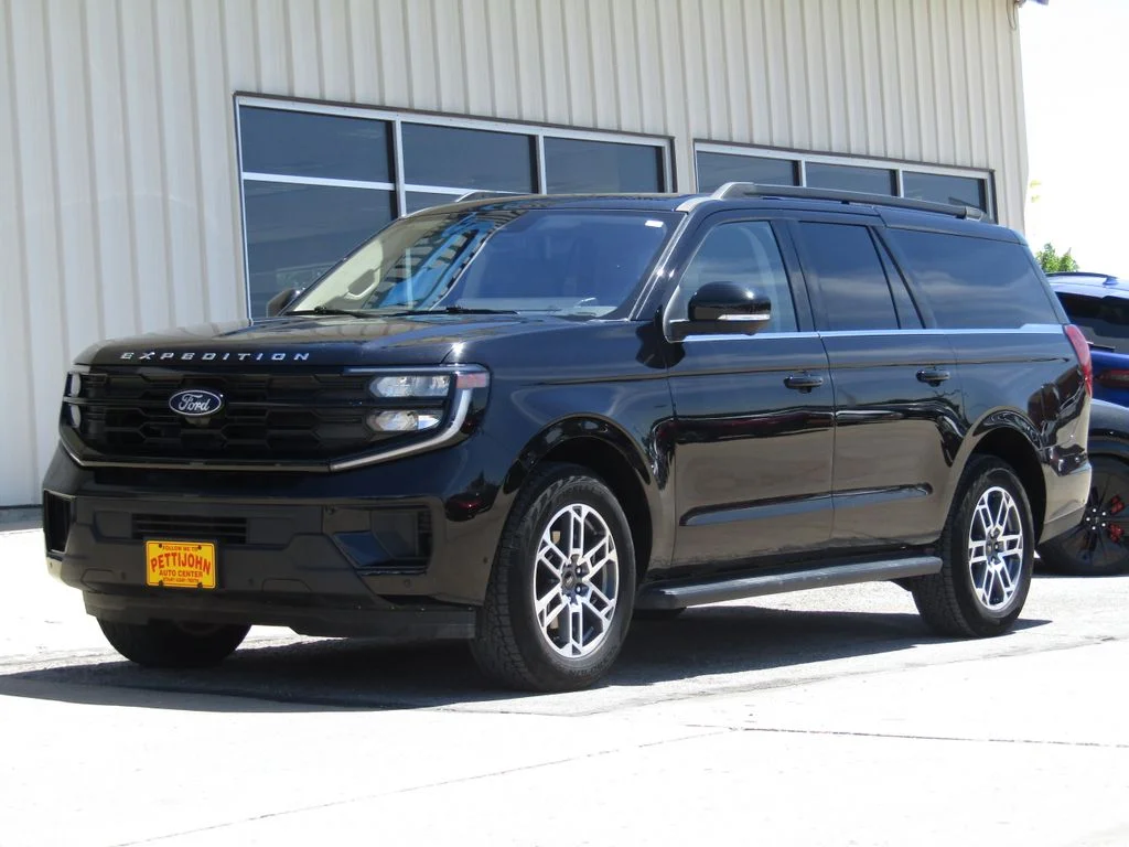 Used 2025 Black Ford Active image 12