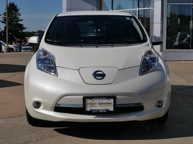 Used 2016 Nissan LEAF SL with VIN 1N4BZ0CP4GC312344 for sale in Eden Prairie, Minnesota