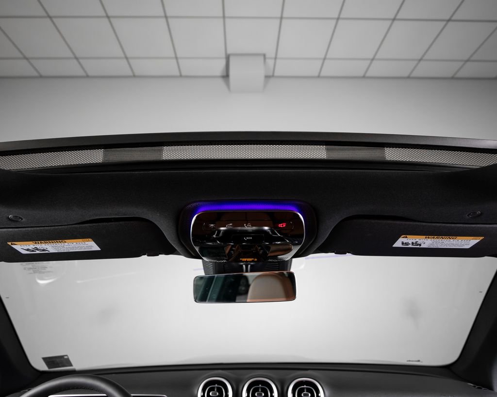 Used 2026 Black Mercedes-Benz GLC 300 image 9