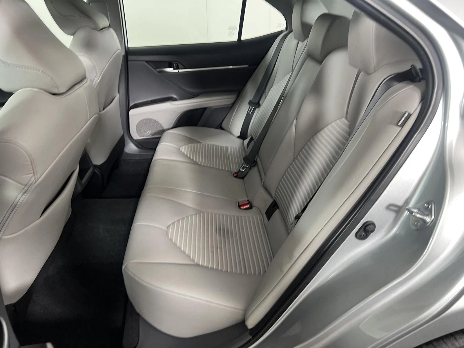 Used 2022 Celestial Silver Metallic Toyota SE image 28