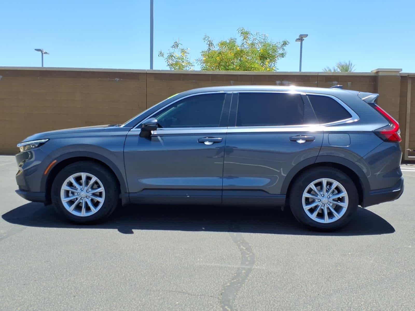 Used 2025 Meteorite Gray Metallic Honda EX-L image 4