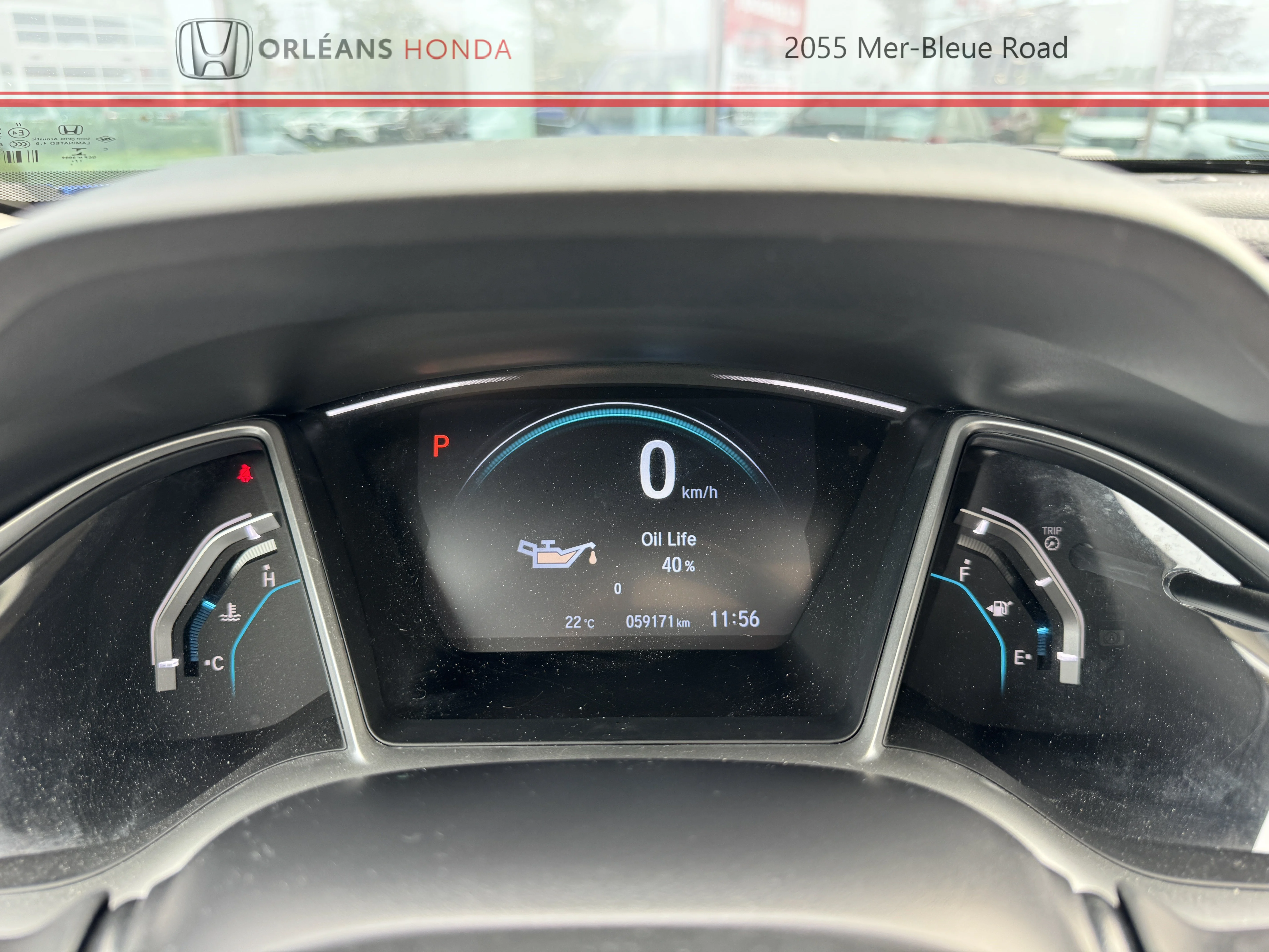 Used 2018  Honda Touring image 12