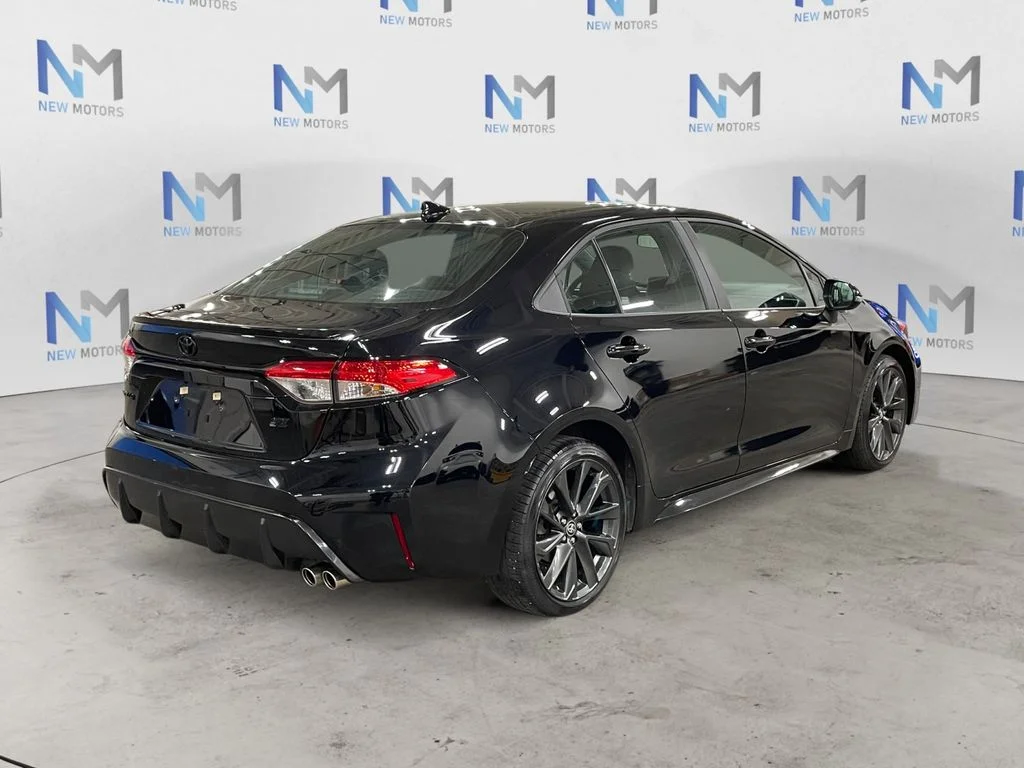 Used 2025 Midnight Black Metallic Toyota SE image 5