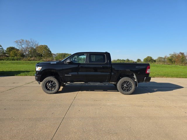 Used 2022 Diamond Black Crystal Pearlcoat Ram Big Horn image 4