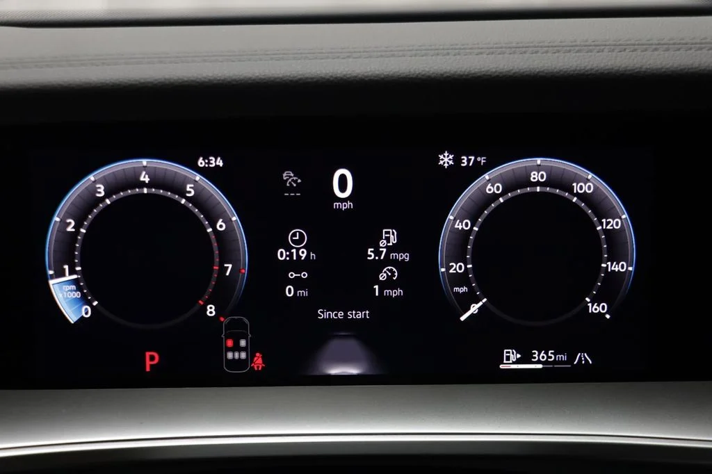 2026 Volkswagen Tiguan SE - Photo 8