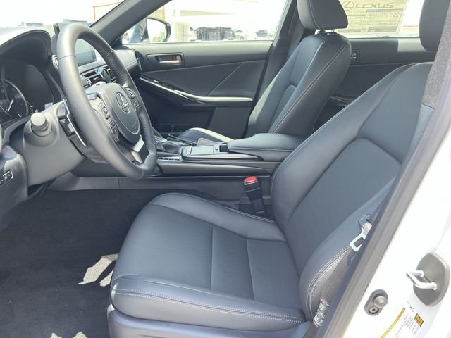 Used 2023 White Lexus 300 image 11