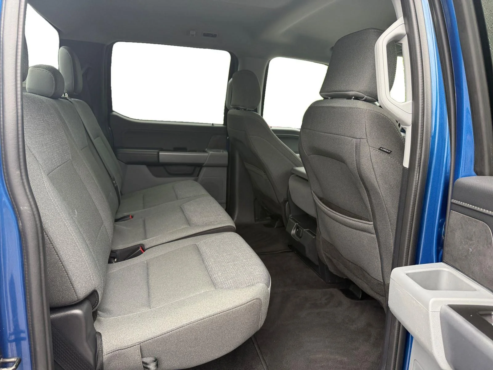 Used 2024 Atlas Blue Ford XLT image 23