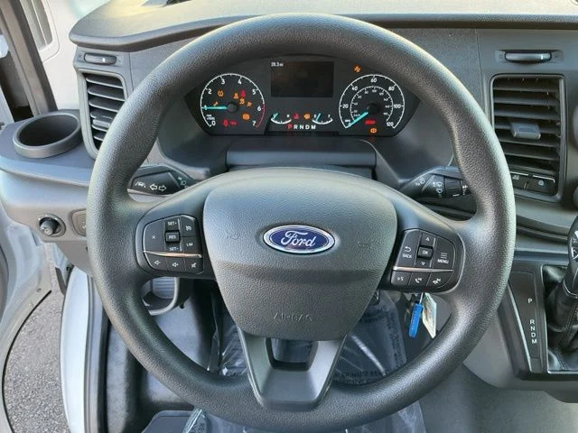 New 2025 Oxford White Ford Base image 17