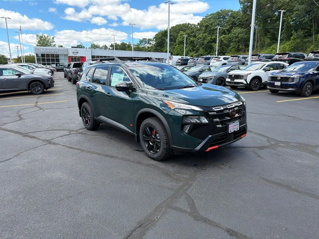 New 2026 Obsidian Green Pearl Nissan Rock Creek® image 10