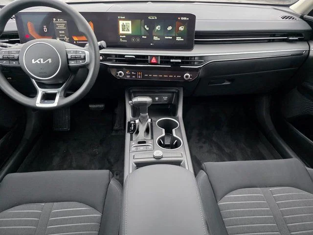 2026 Kia K5 LXS - Photo 19