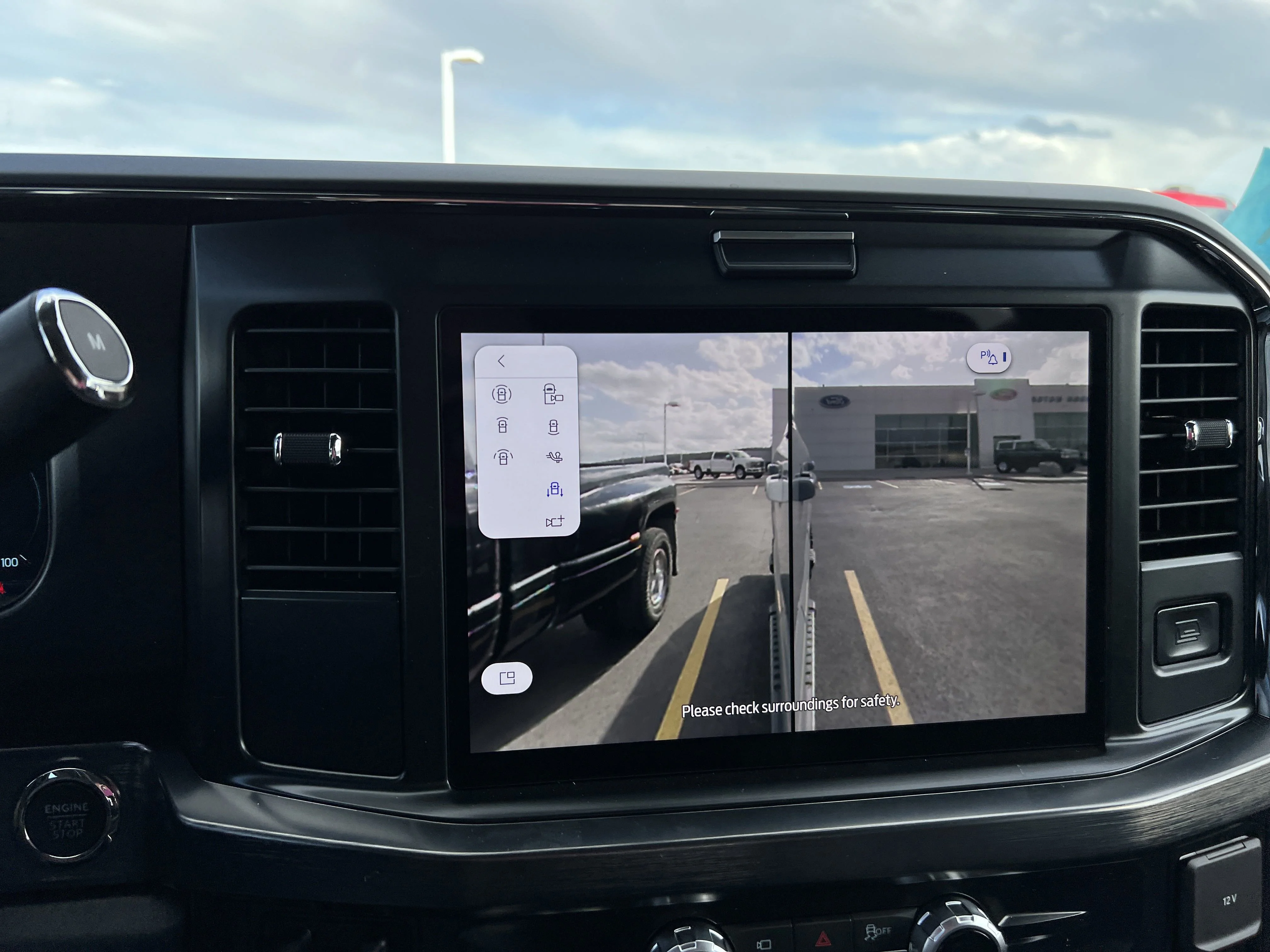 2025 Ford F-350 Super Duty Lariat - Photo 63
