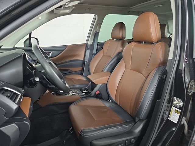 Used 2022 Black Subaru Touring image 16