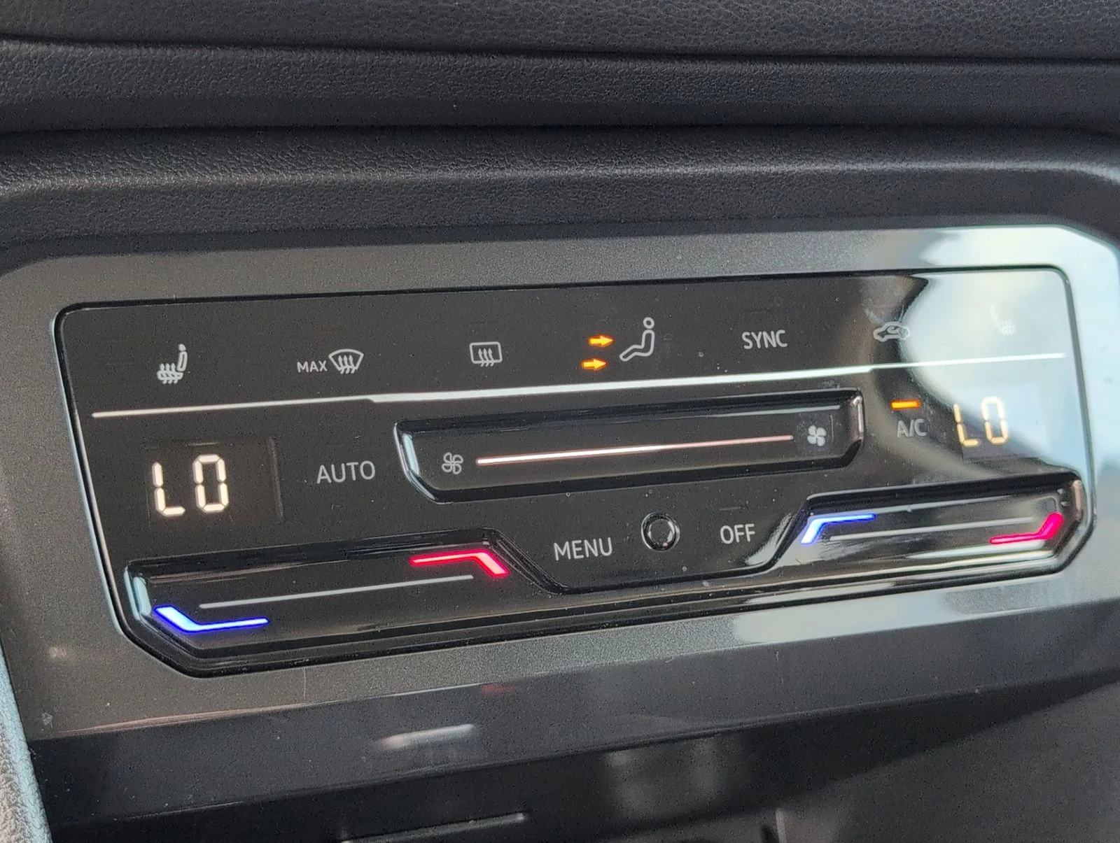 2024 Volkswagen Tiguan SE - Photo 20