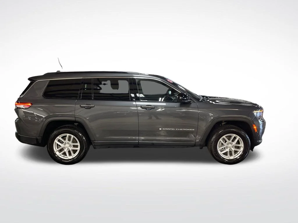 Certified Used 2025 Gray Jeep Laredo image 7