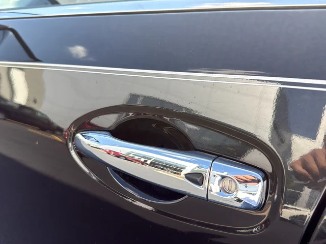 Used 2019 Black Nissan SL image 27