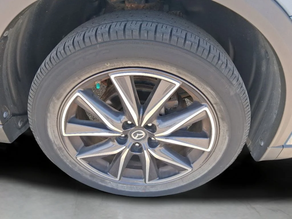 Used 2018 Blue Mazda Grand Touring image 12