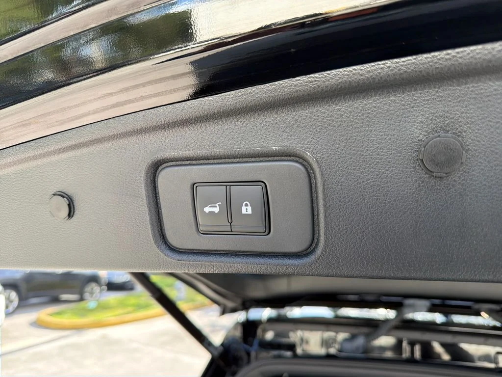 Certified Used 2025 Black Nissan Rock Creek image 34