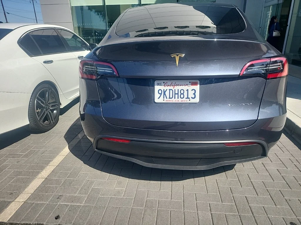 Used 2023  Tesla Long Range image 5