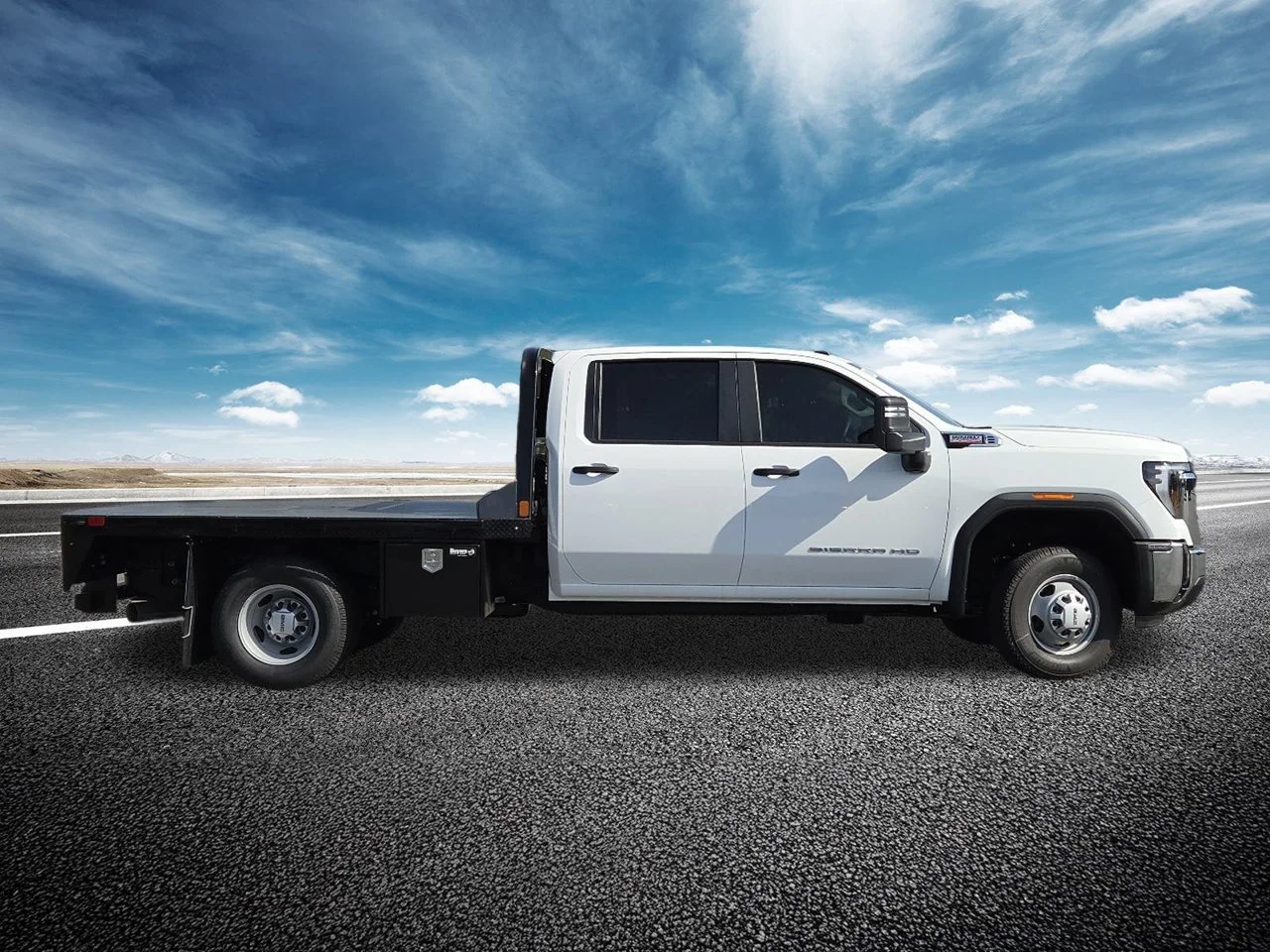 New 2026 Summit White GMC Pro image 21