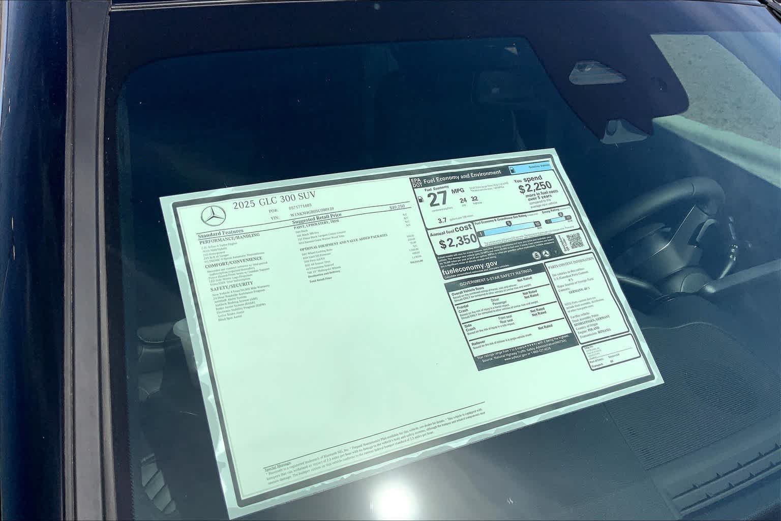 2025 Mercedes-Benz GLC Base - Photo 21