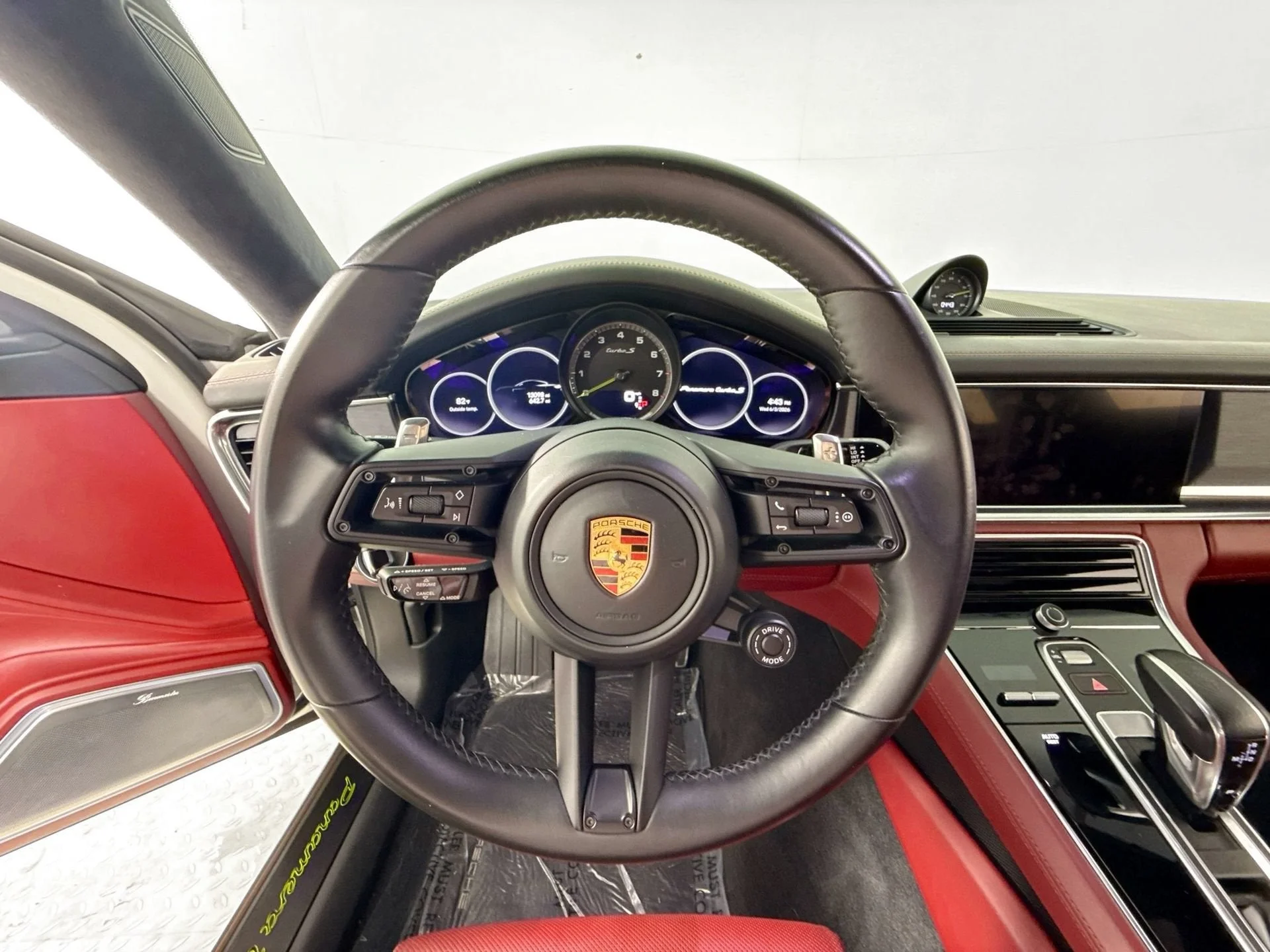 Used 2022 Chalk Porsche Turbo S image 10