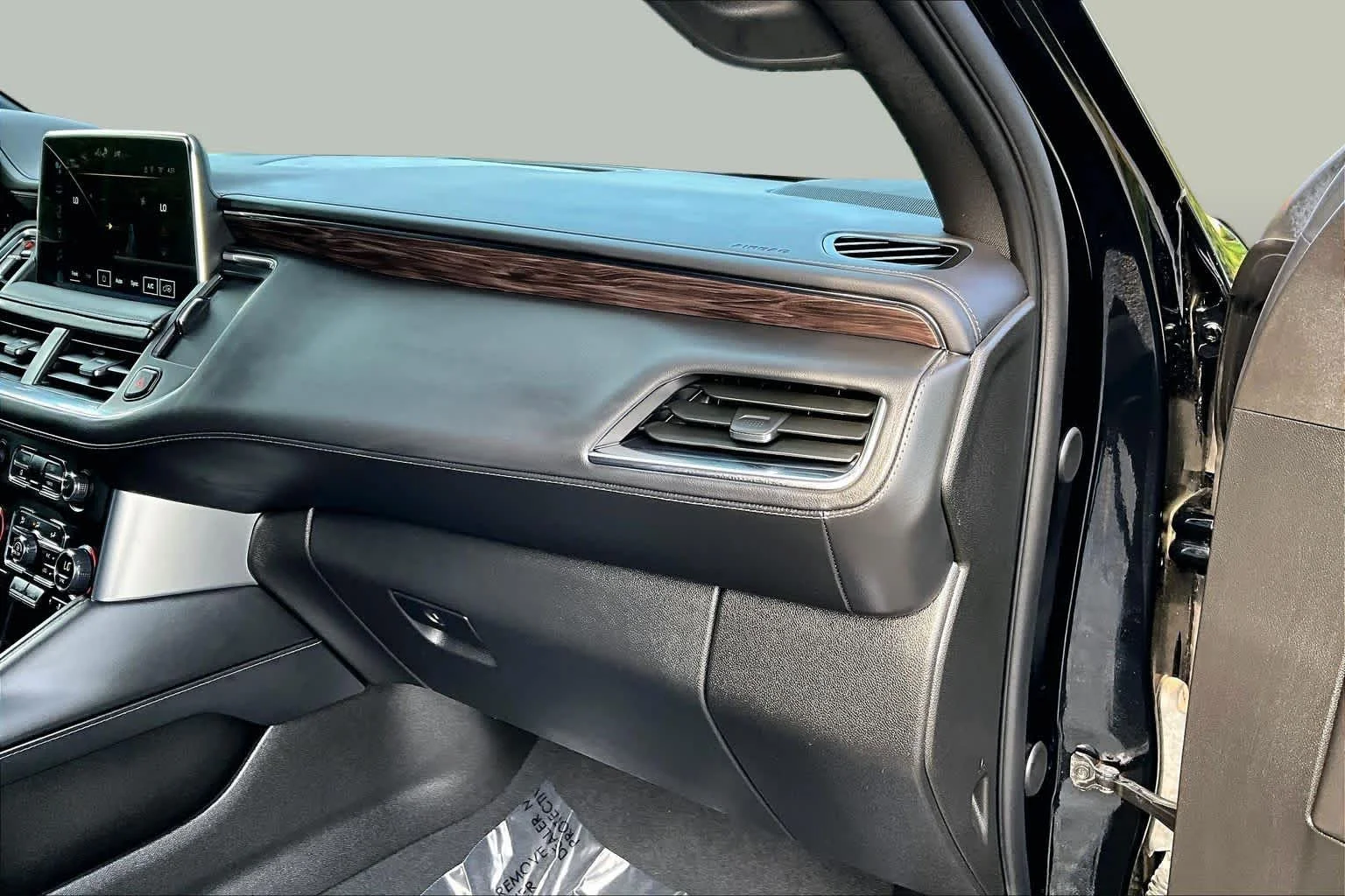 2023 Chevrolet Tahoe Z71 - Photo 19