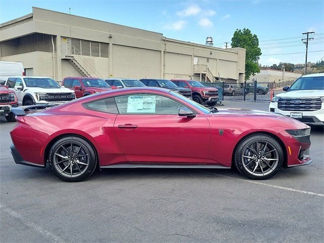 2025 Ford Mustang Dark Horse - Photo 23