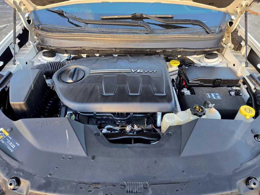 Used 2019 White Jeep Limited image 29