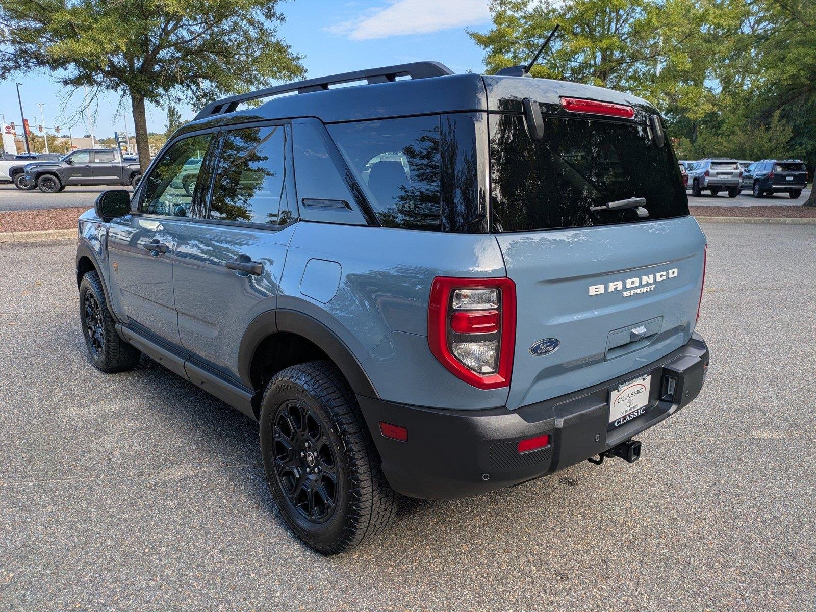 Used 2025 Azure Gray Metallic Tri-Coat Ford Badlands image 6