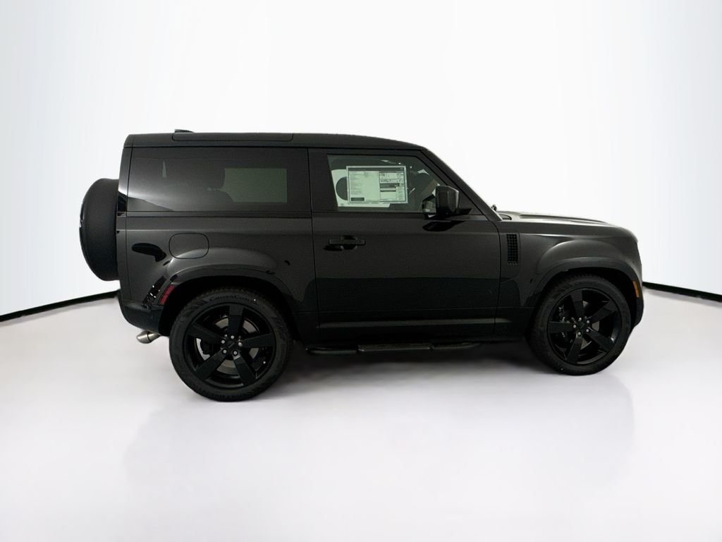 New 2026 Santorini Black Land Rover V8 image 4