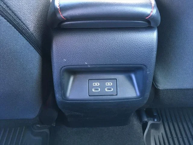 Certified Used 2025 WIND CHILL PEARL Toyota  image 25