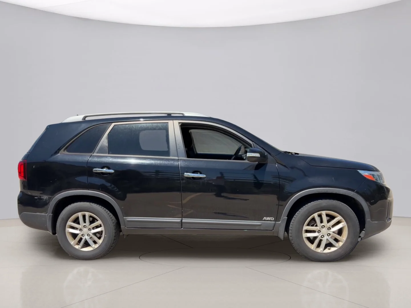 Used 2014 Black Kia LX image 6